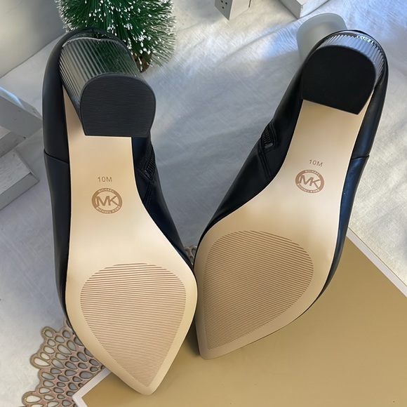 NWT - MICHAEL KORS Paloma leather high heel boots booties. Size 10. SOLD OUT - Picture 4 of 16